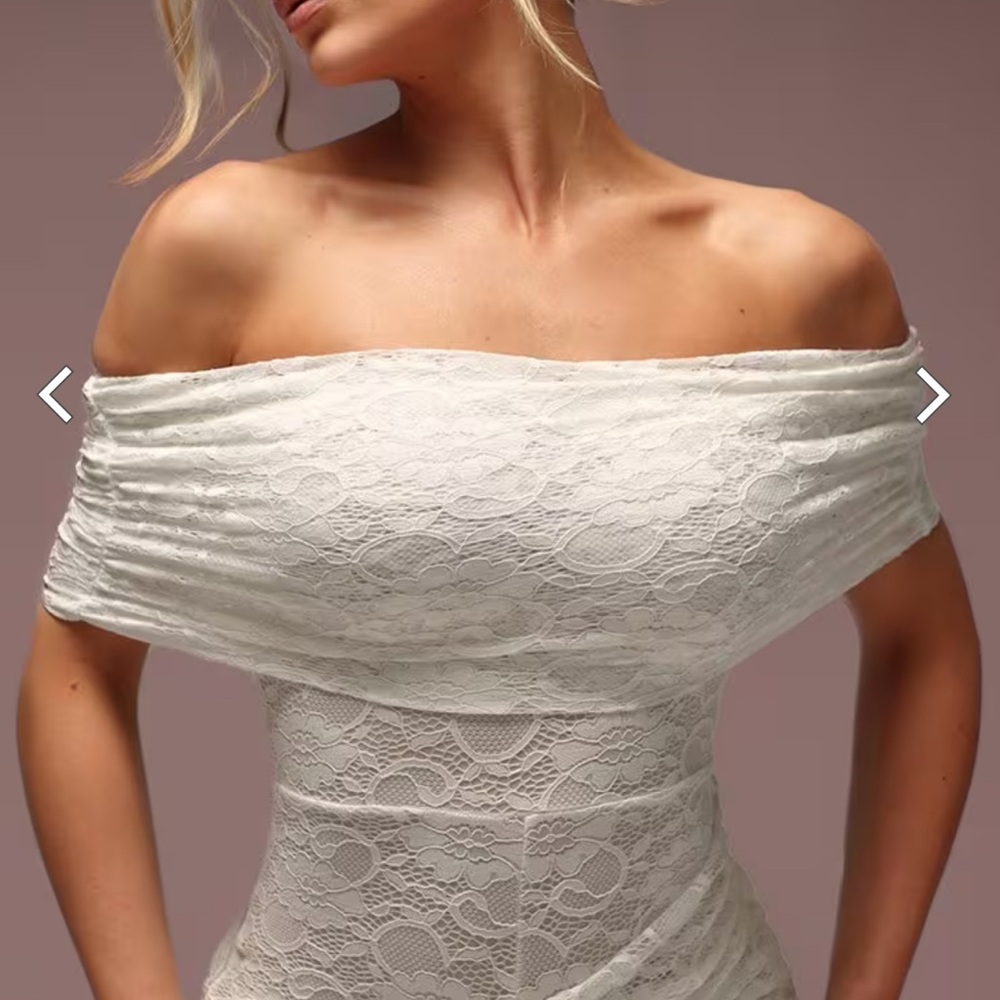 Elegant Off-Shoulder Lace Romper with Train